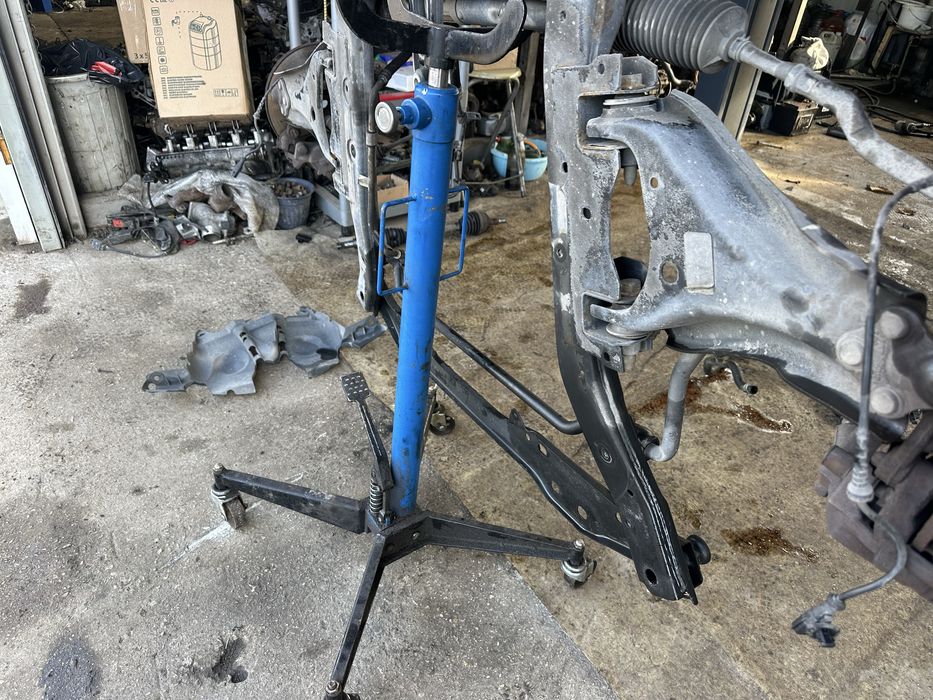 Преден мост/Магаре за Дачия Дъстър