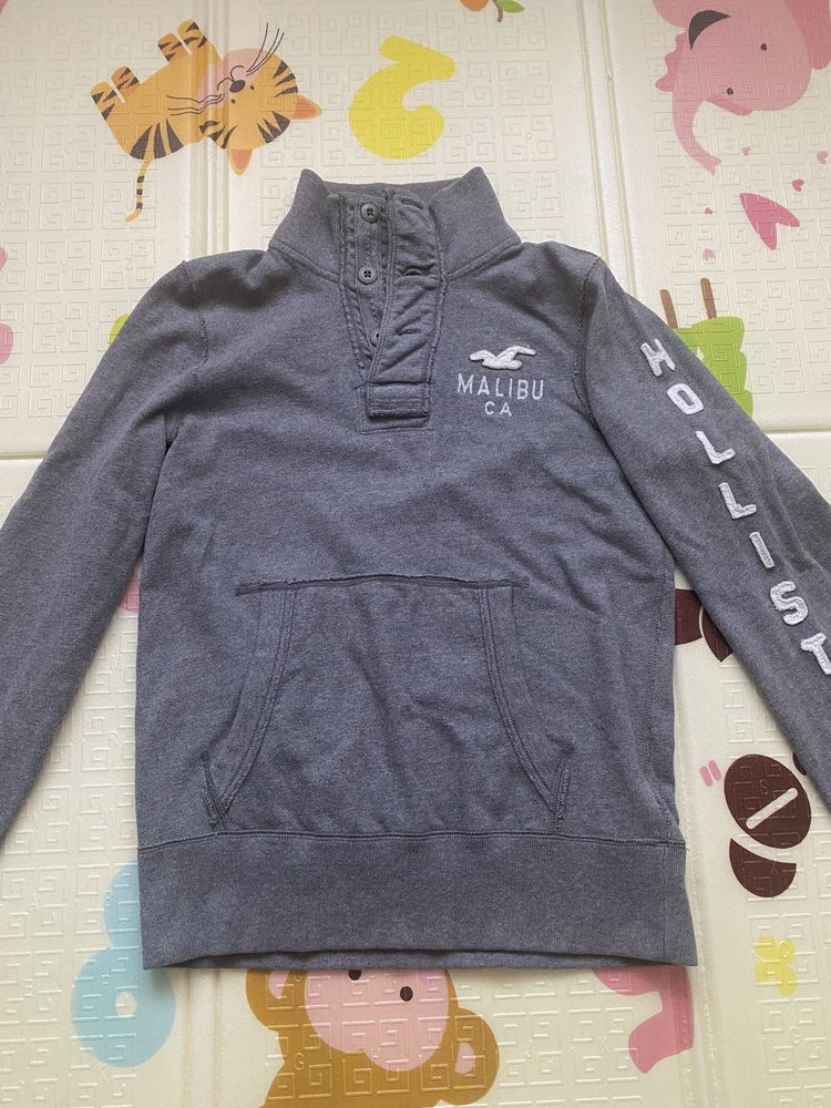 Vand hanorac hollister (M)