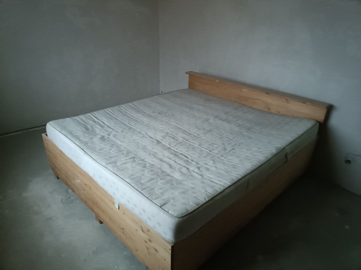 Pat din lemn 180/200