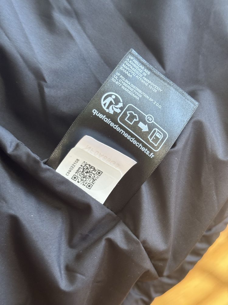 The north face оригинално яке M LIMBARA INS PARKA