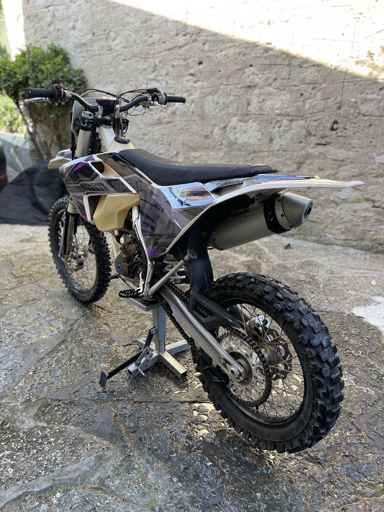 Husqvarna FE enduro 250 с регистрация за А1