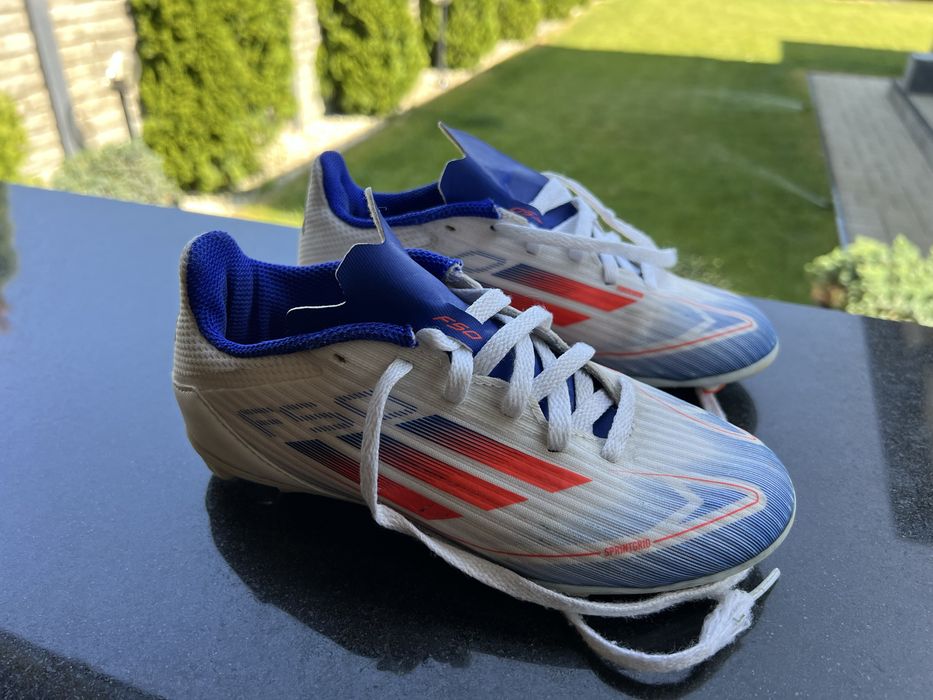 Crampoane Fotbal copii Adidas F50 marimea 33