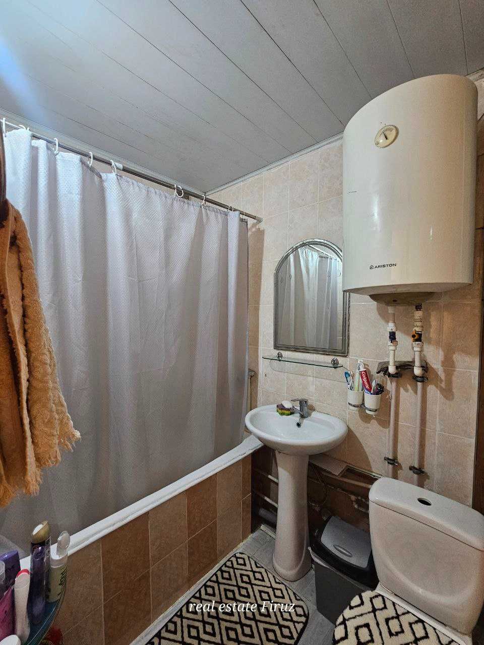 Продаётся 3х комнатная квартира в городе на 2 этаже СЕРЕДИНА