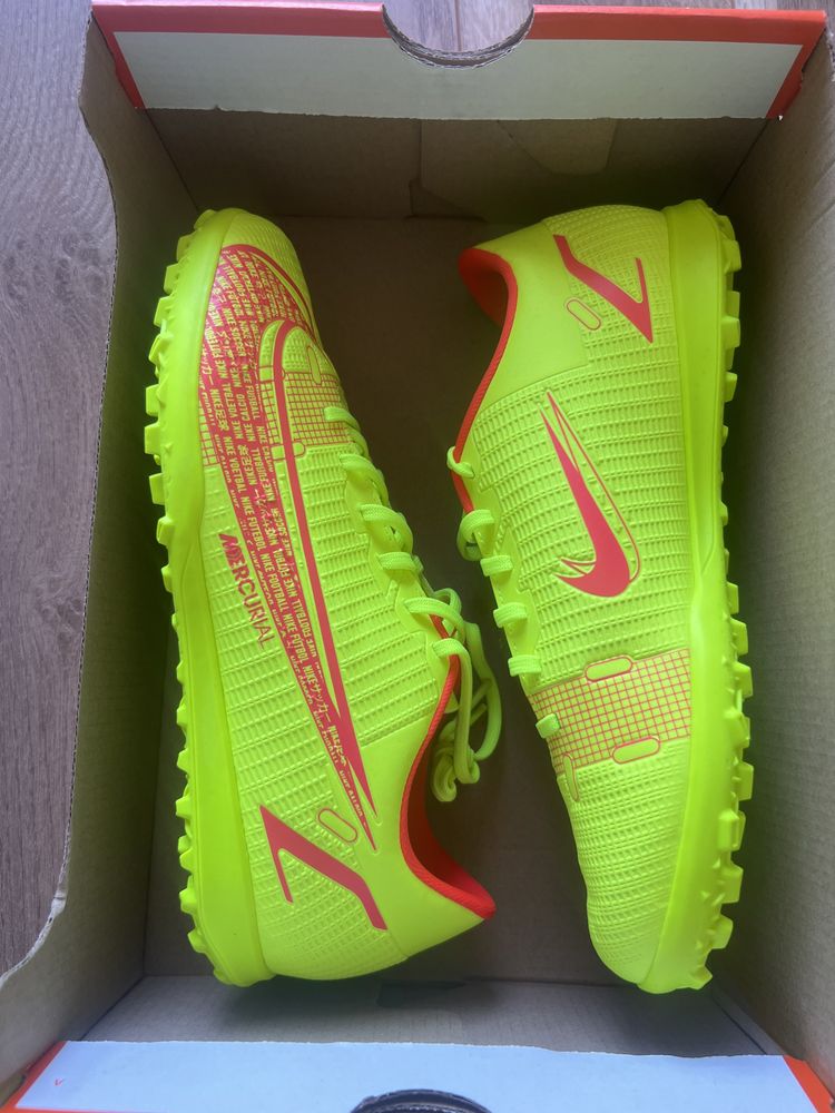 Nike Vapor TF sintetic nr 39