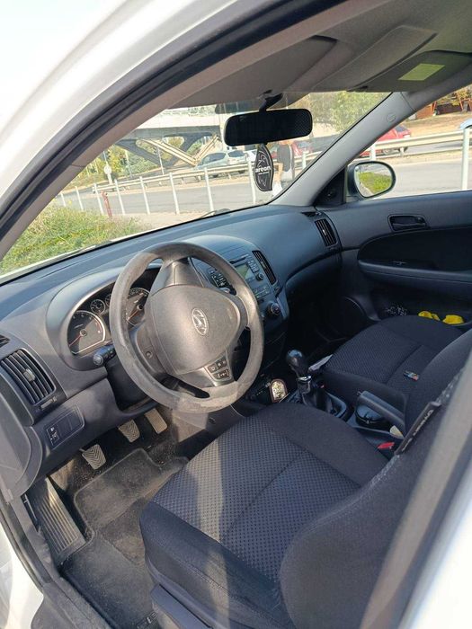 Продавам HYUNDAI I30