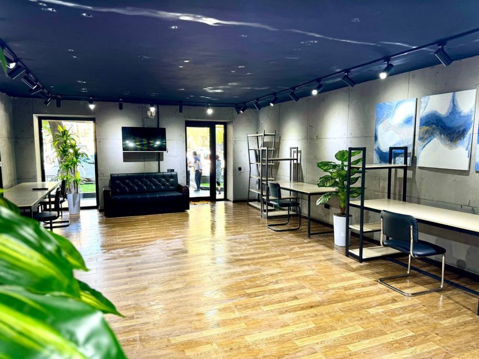 Аренда Новый Hi-Tech Office Ракат Московская Пицца Вдоль дороги 90м2.