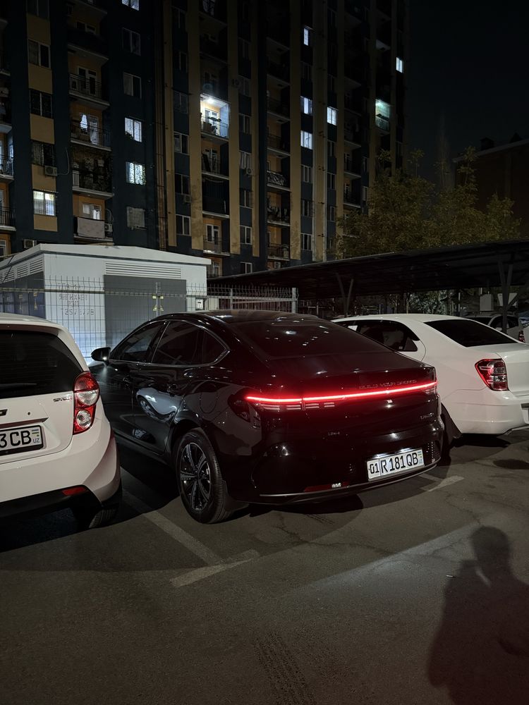 Byd chazor hybrid 1.100 km