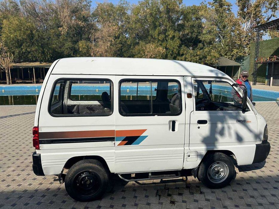 Продается автомобиль Chevrolet Damas