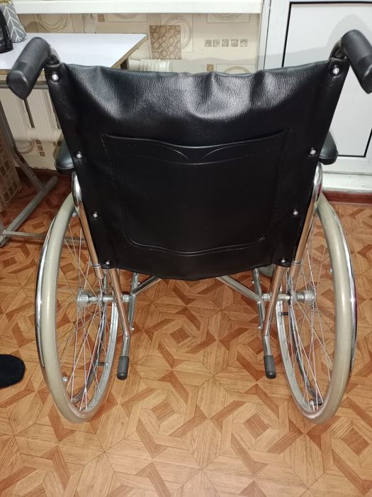 Инвалидная коляска