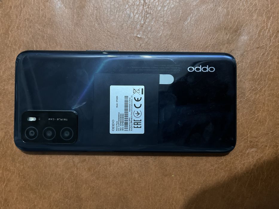 Продам  телефон OPPO A16