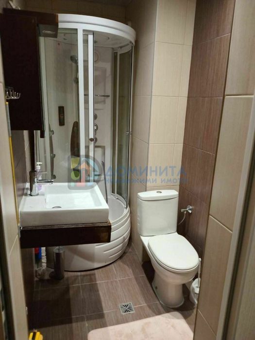 Обзаведен тристаен, първа линия плаж, гр. Китен