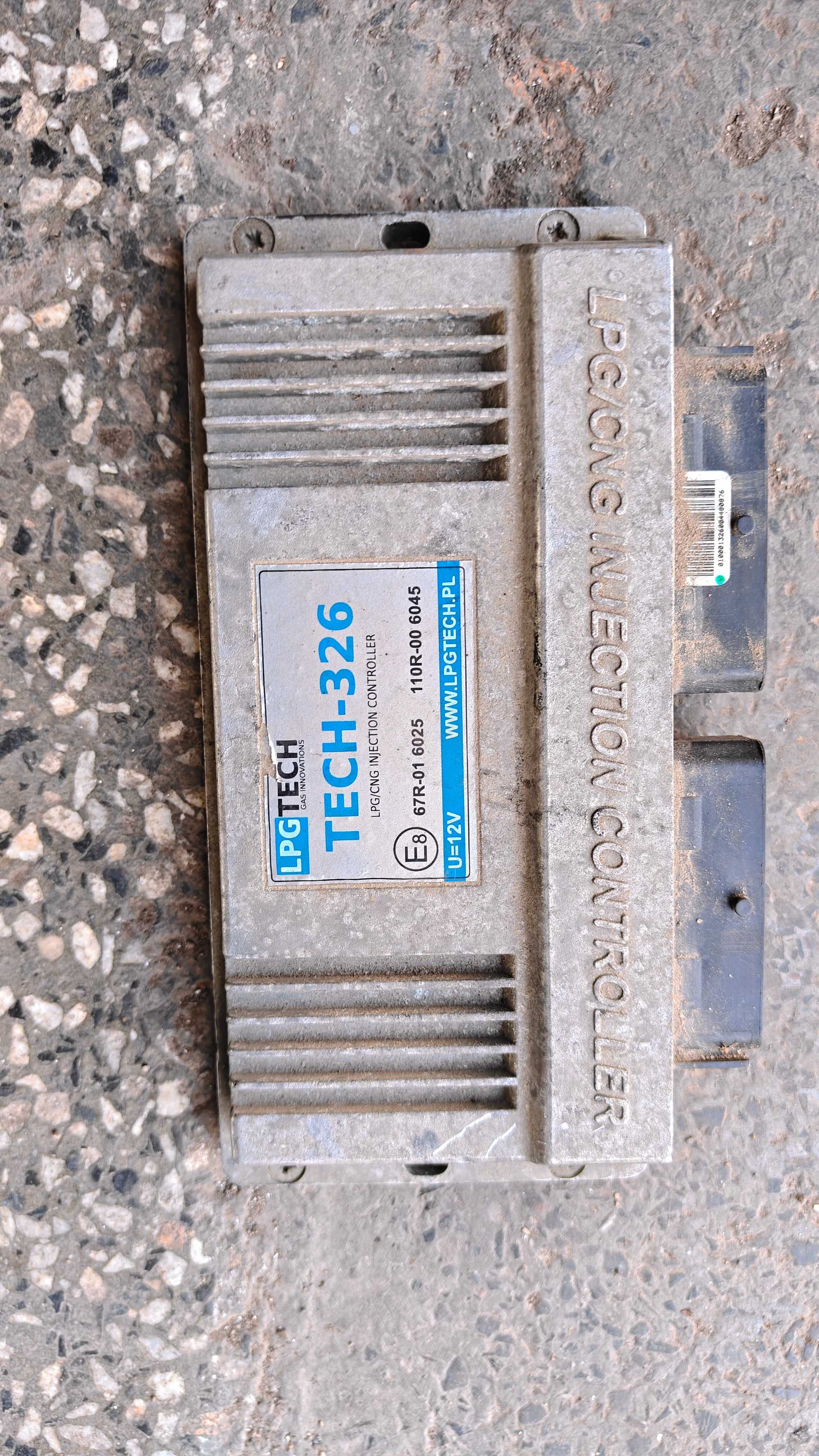 Газова на части от е46 325ci