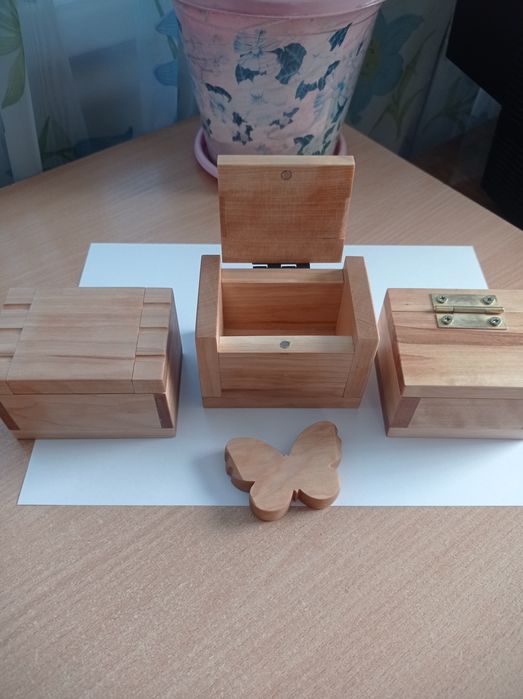 Шкатулки из дерева