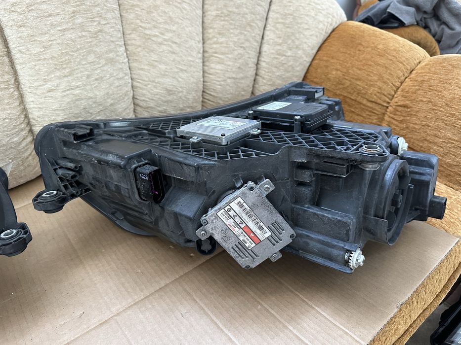 Faruri, Far stanga / Far dreapta Skoda Superb 3V 2015-2020