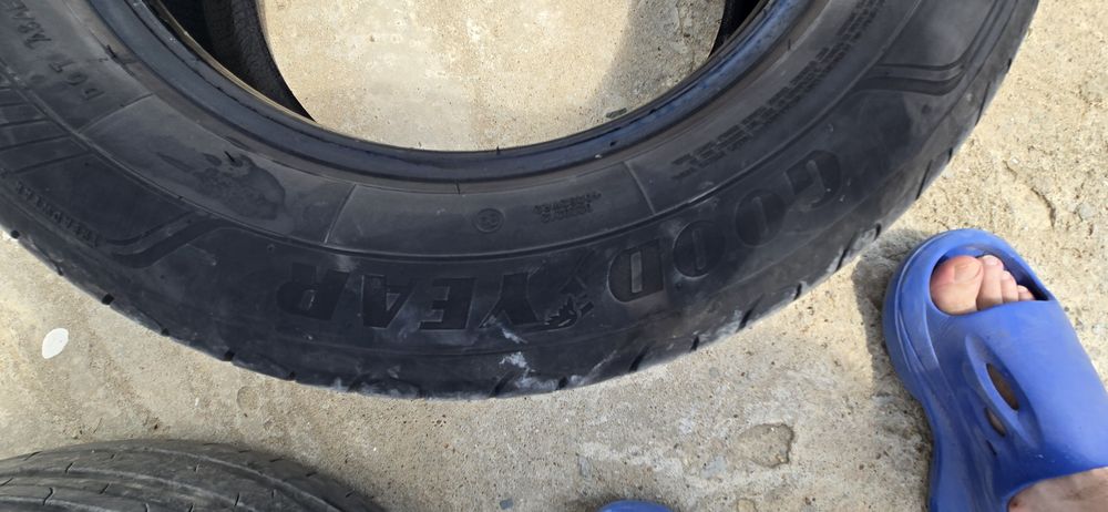 Goodyear EfficientGrip 195 / 65 R15