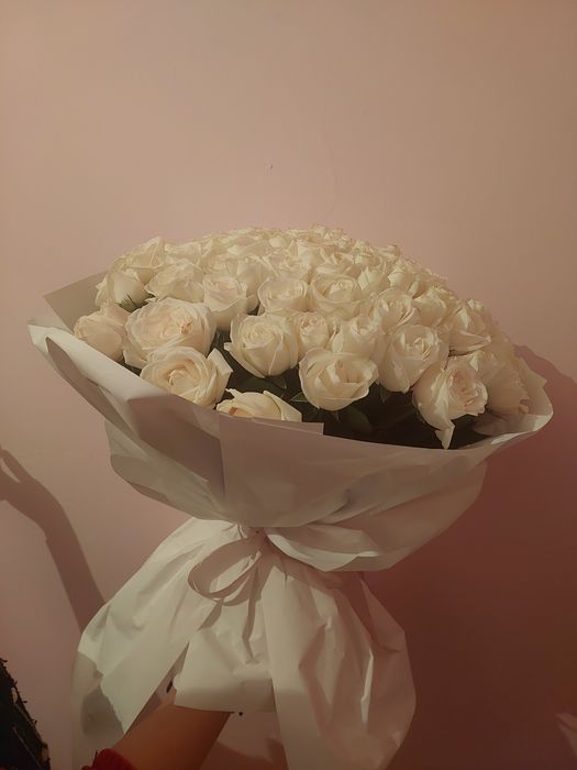 Продам цветы 101 роза свежие