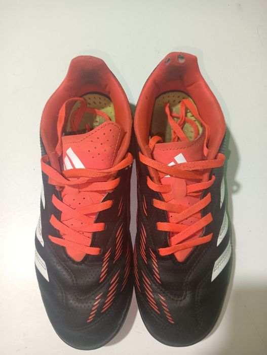 Ghete de fotbal Adidas Predator de sintetic