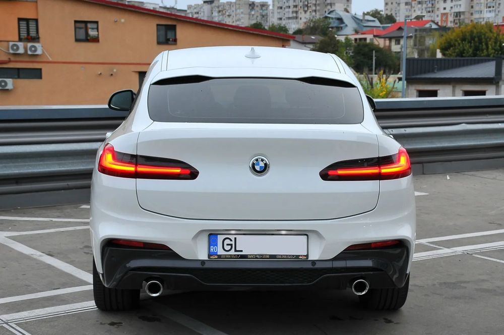 BMW X4 BMW X4 mild hybrid 4x4 M-sport diesel