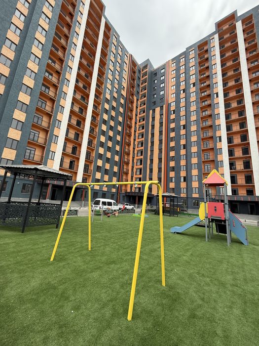 Срочна квартира сотилади сергели бобир махалла