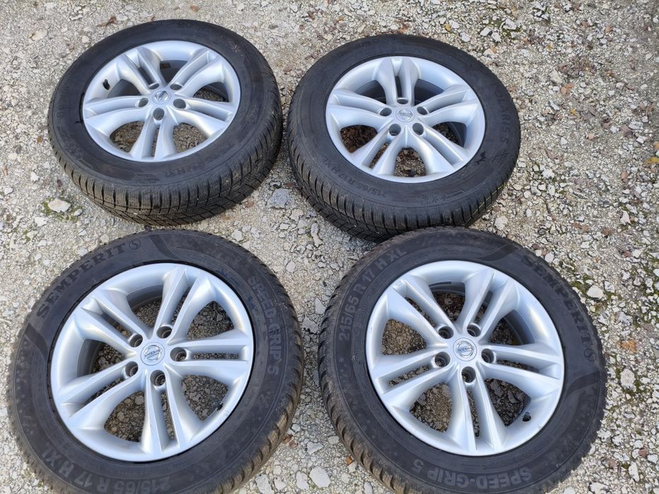 Джанти със зимни гуми  Nissan Qashqai