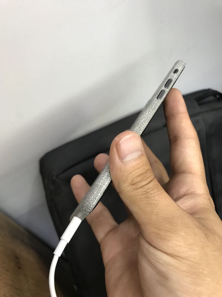 iPhone 8 64ГБ 74% идиял