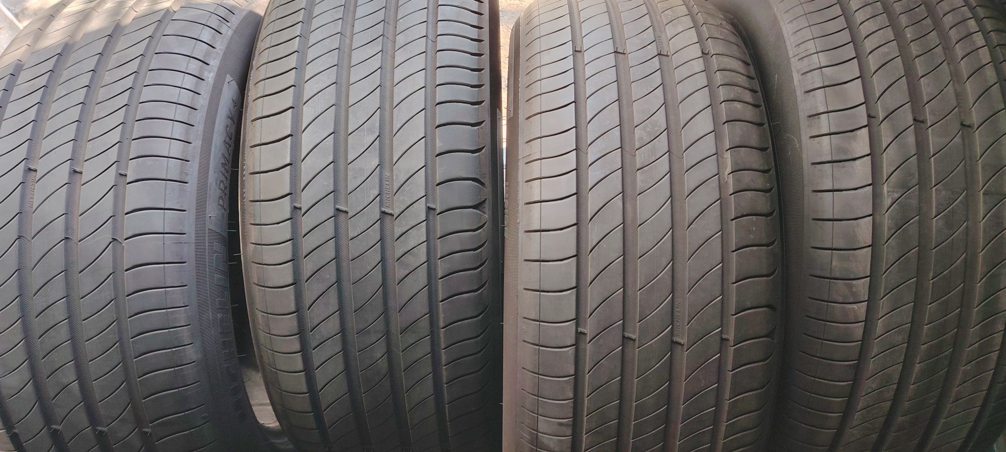235 50 R18 Michelin primacy 4