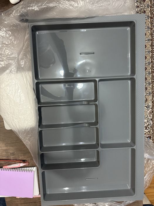 Лоток для столовых приборов