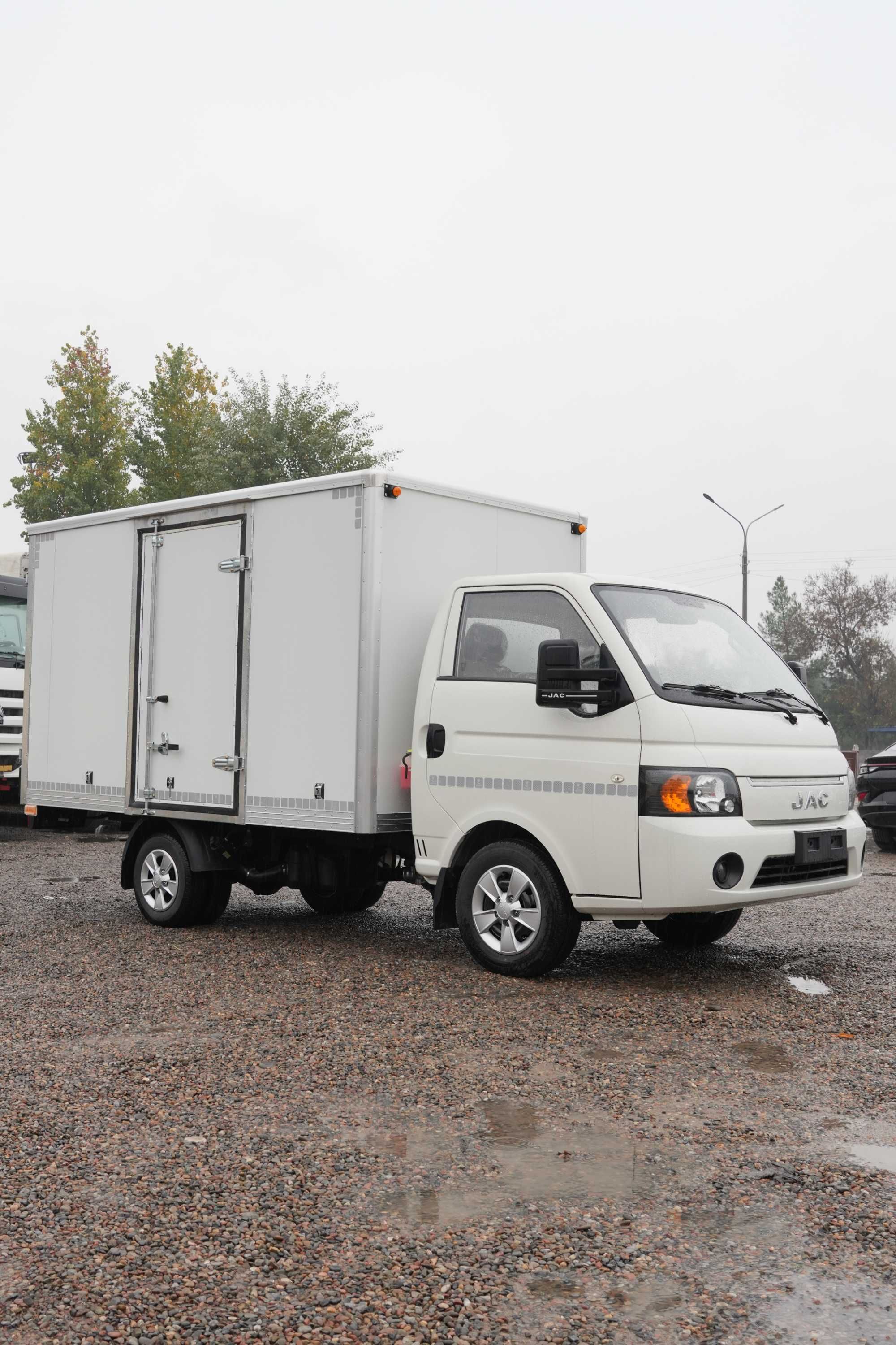 jac x200 1.8t yuk kotara oladi 3 kshilig mest KIA bongo