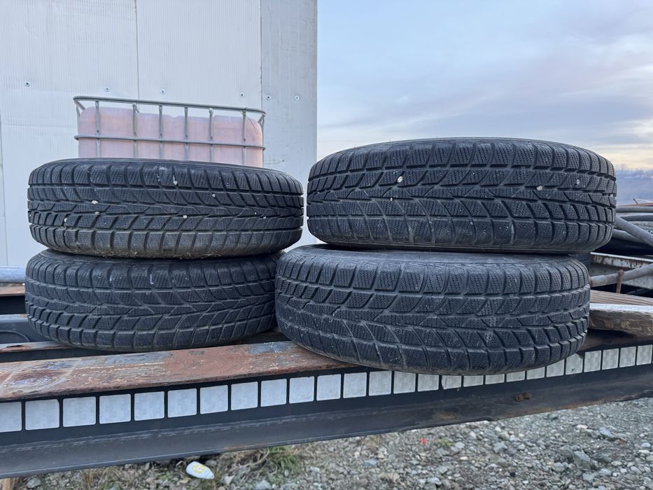 Anvelope iarna noi 205/70/15 HANKOOK + jante SUZUKI