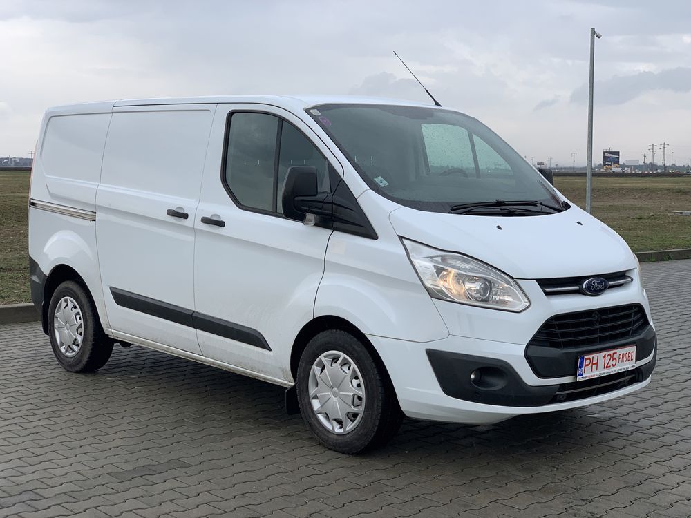 Ford Transit Custom Van L1H1 2.0 TDCI Euro 6 - Posibilitate leasing