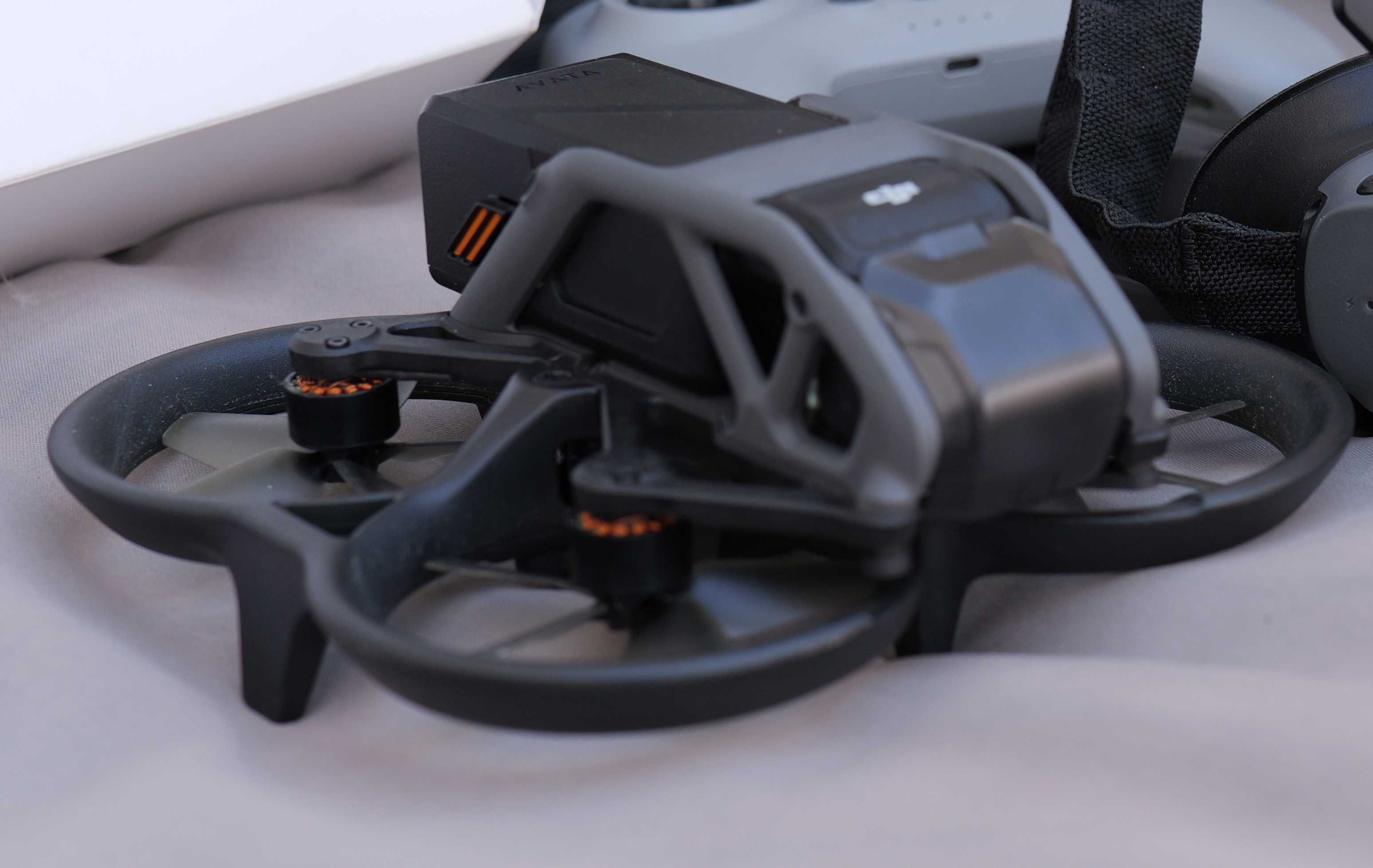 DJI Avata БЕЗ очила и контролер