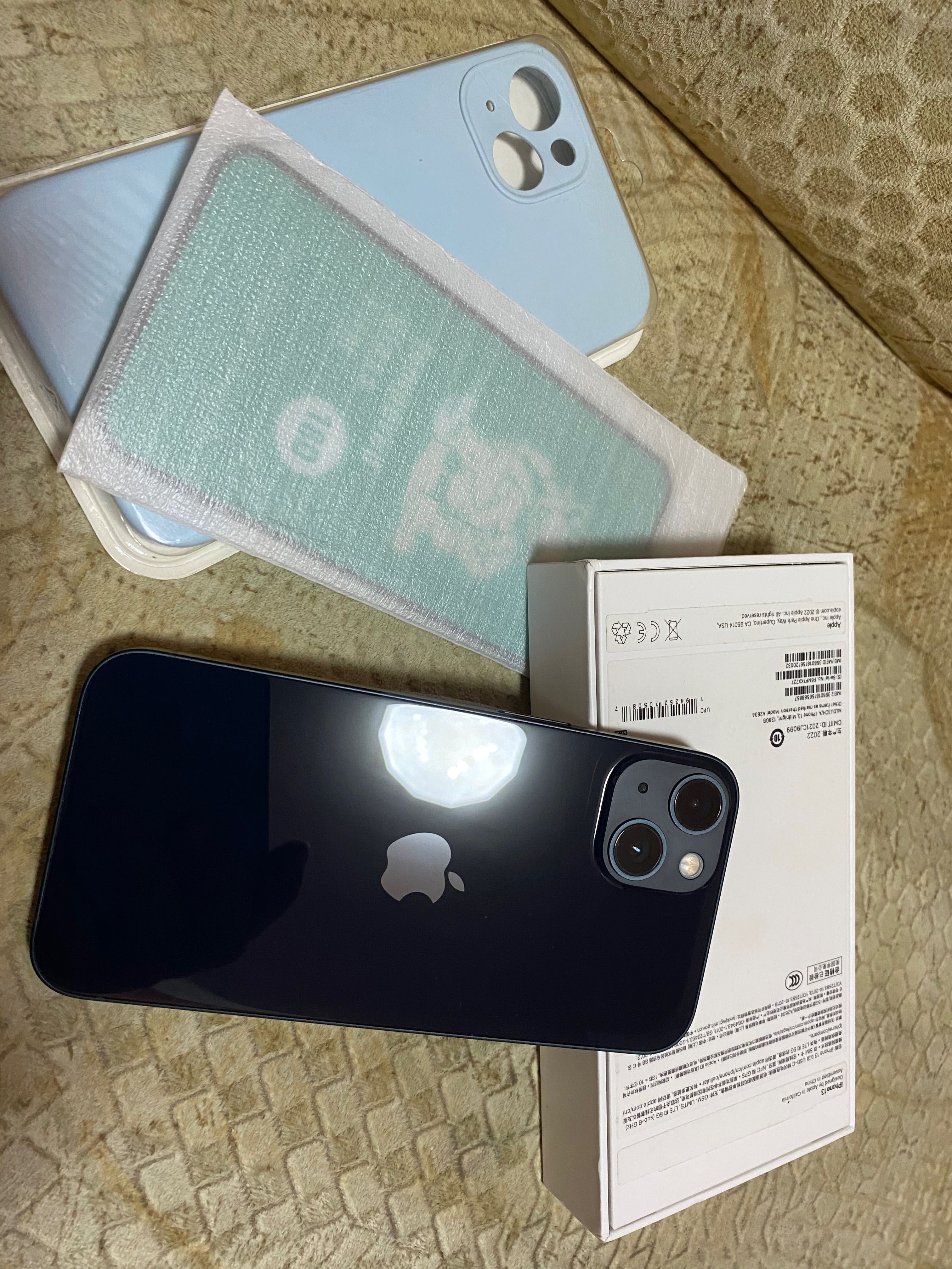 Apple iPhone 13 128Gb черный