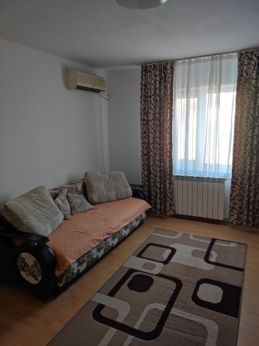 Închiriez apartament -zona excelenta, liniște și confort.