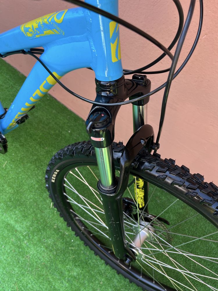 Като Нов Алуминиев Хидравличен Велисипед SPECIALIZED 26цола 2х8