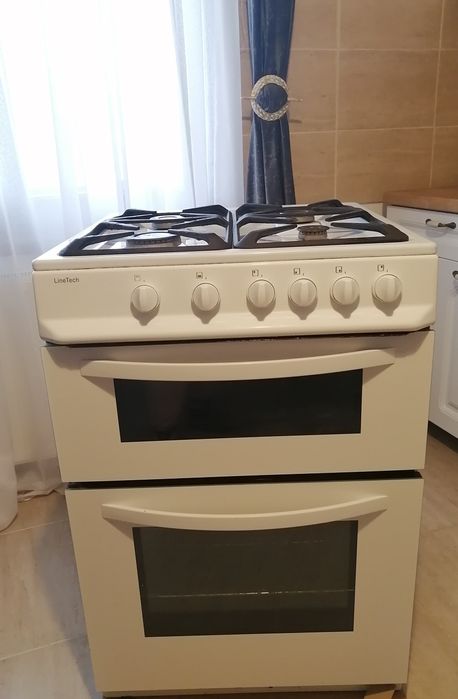 Vand aragaz cu 2 cuptoare