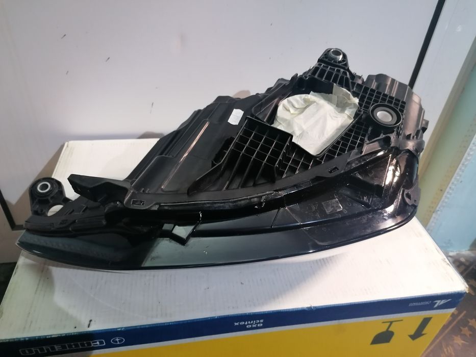 Фар фарове за Ауди А1 / Audi A1 Valeo FUL LED.