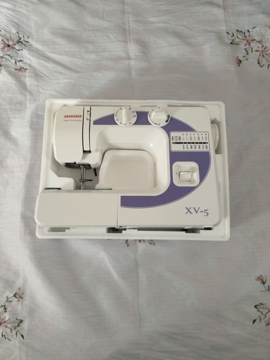 Швейная машина Janome. новая