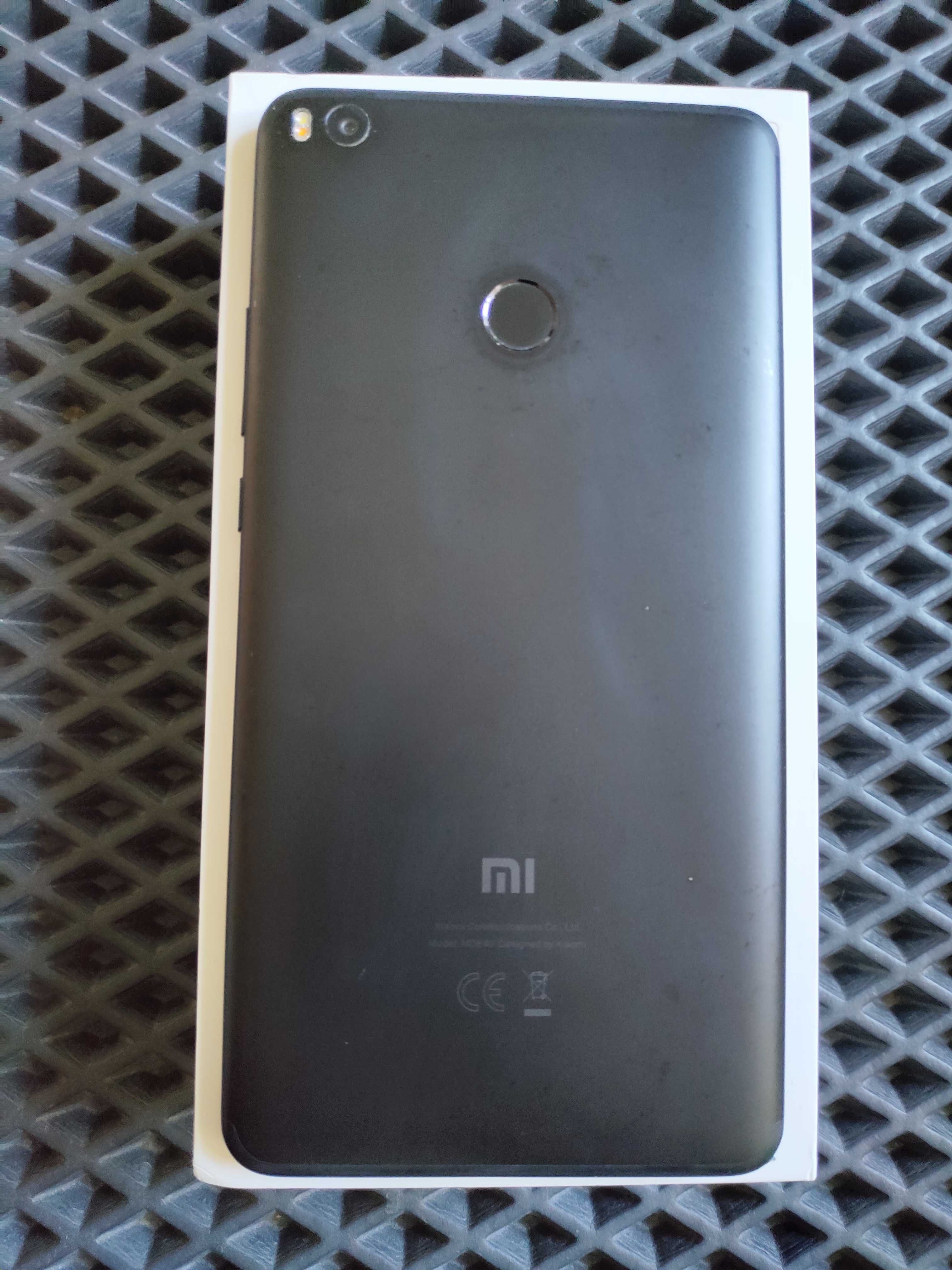 Смартфон Xiaomi MI Max2