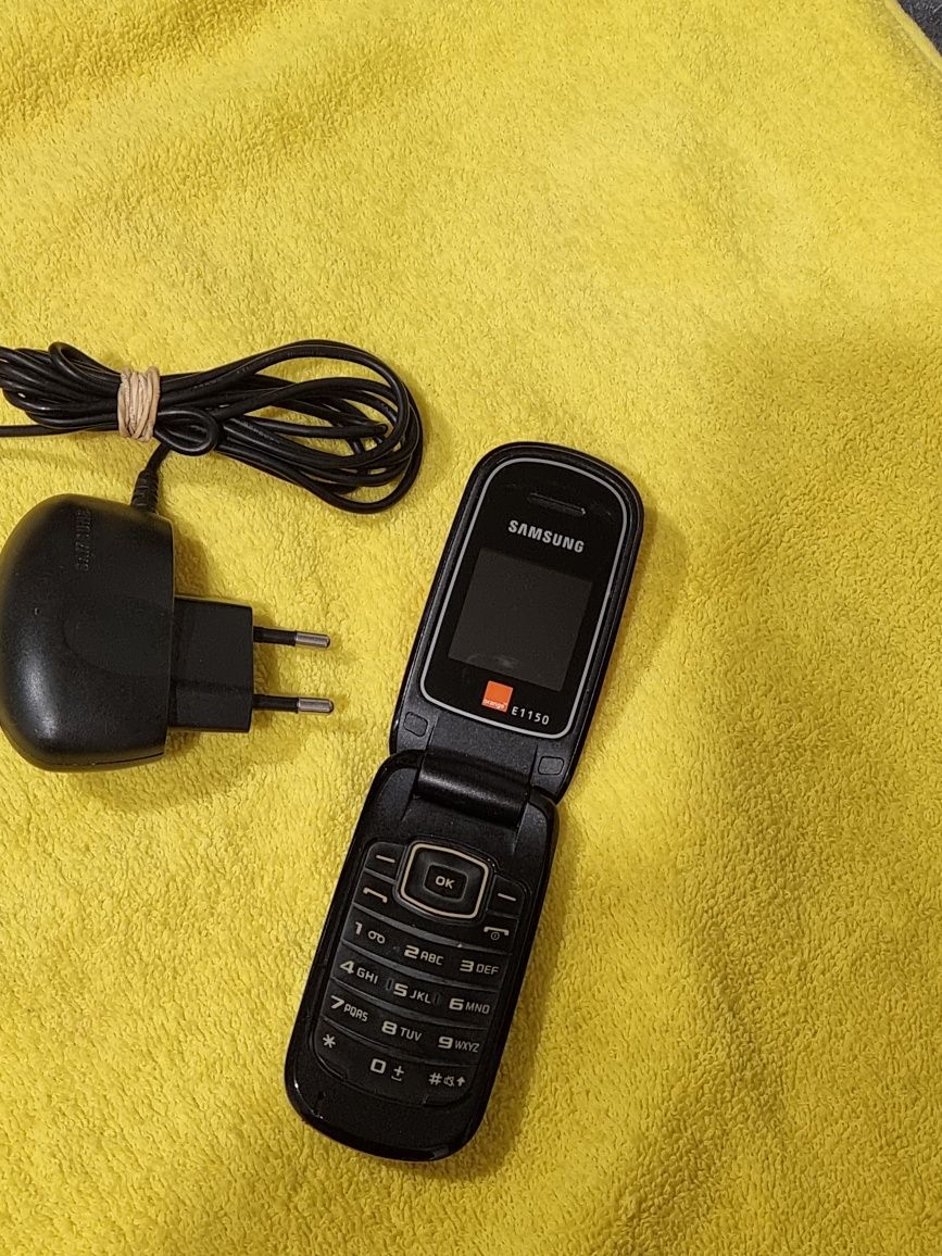 Telefon cu clapeta Samsung Gt-E1150i