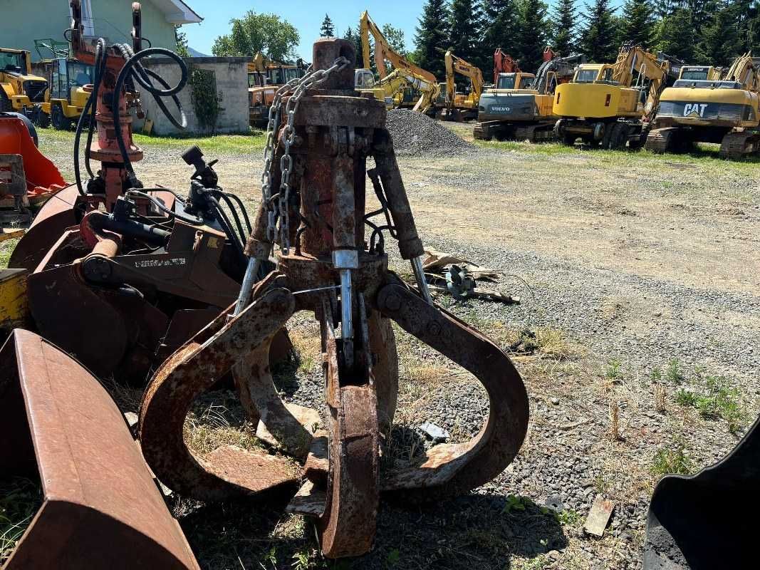 Graifer hidraulic pentru excavator | Fier vechi, deșeuri