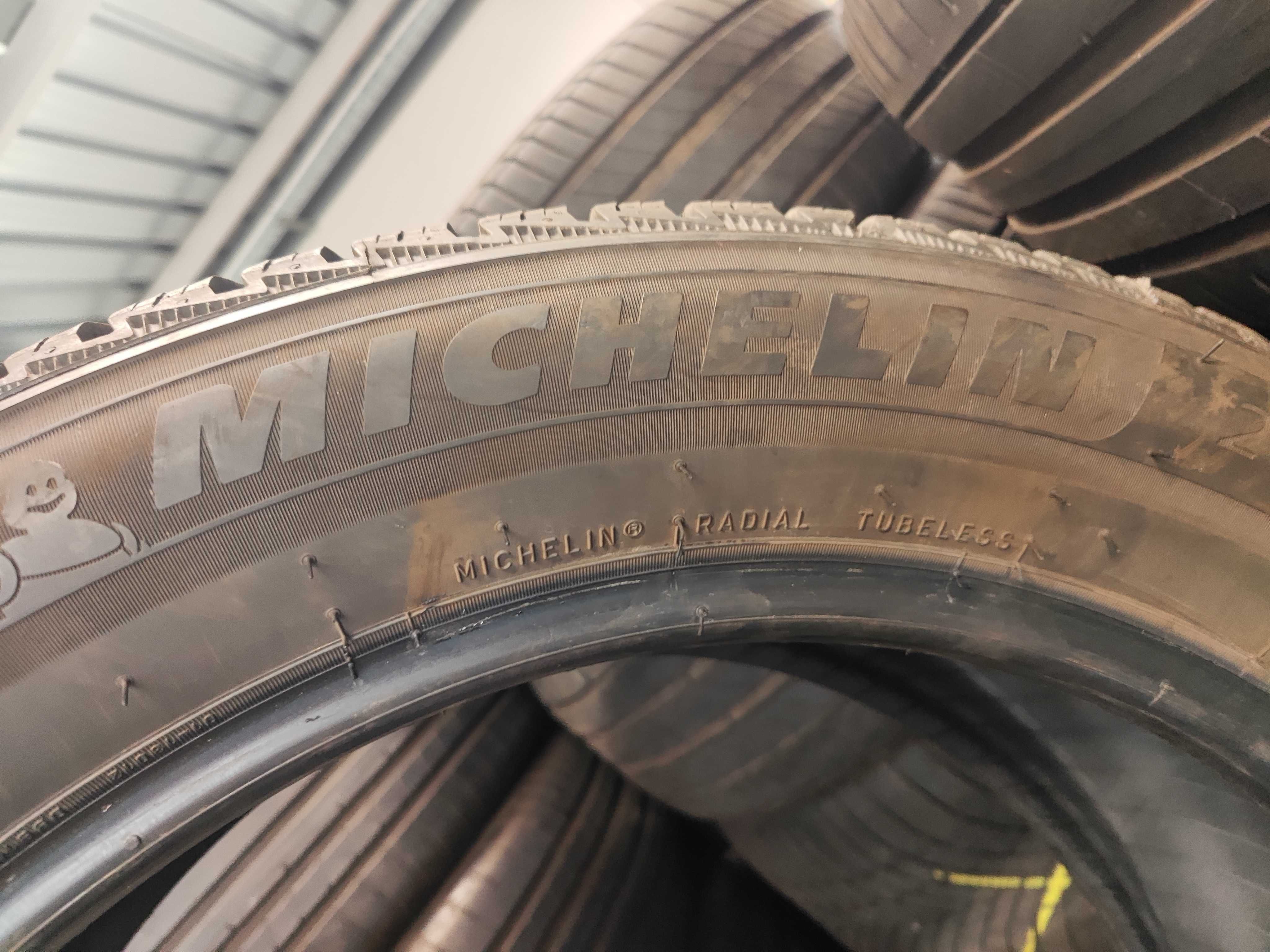 2бр.зимни гуми 235/50/18 Michelin