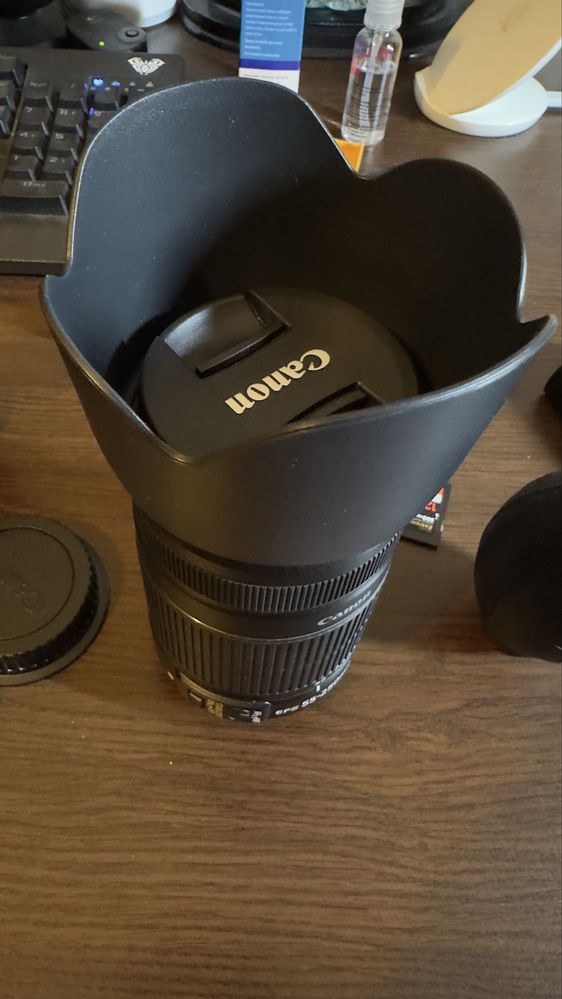 Фотоапарат Canon 1300D