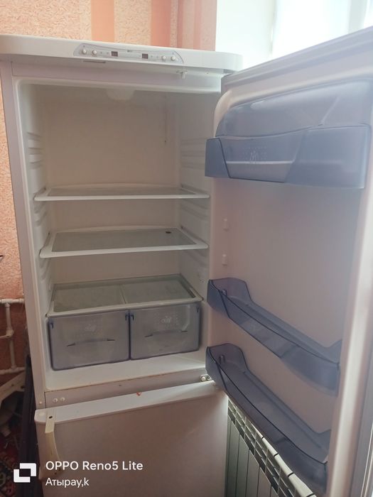 Холодильник рабочий