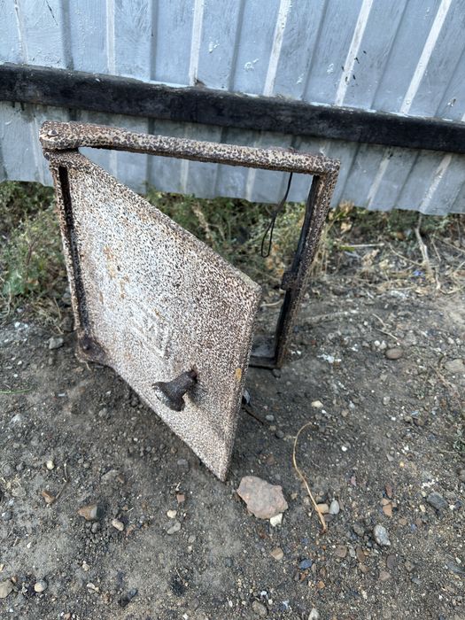 Продам дверцу и плиту