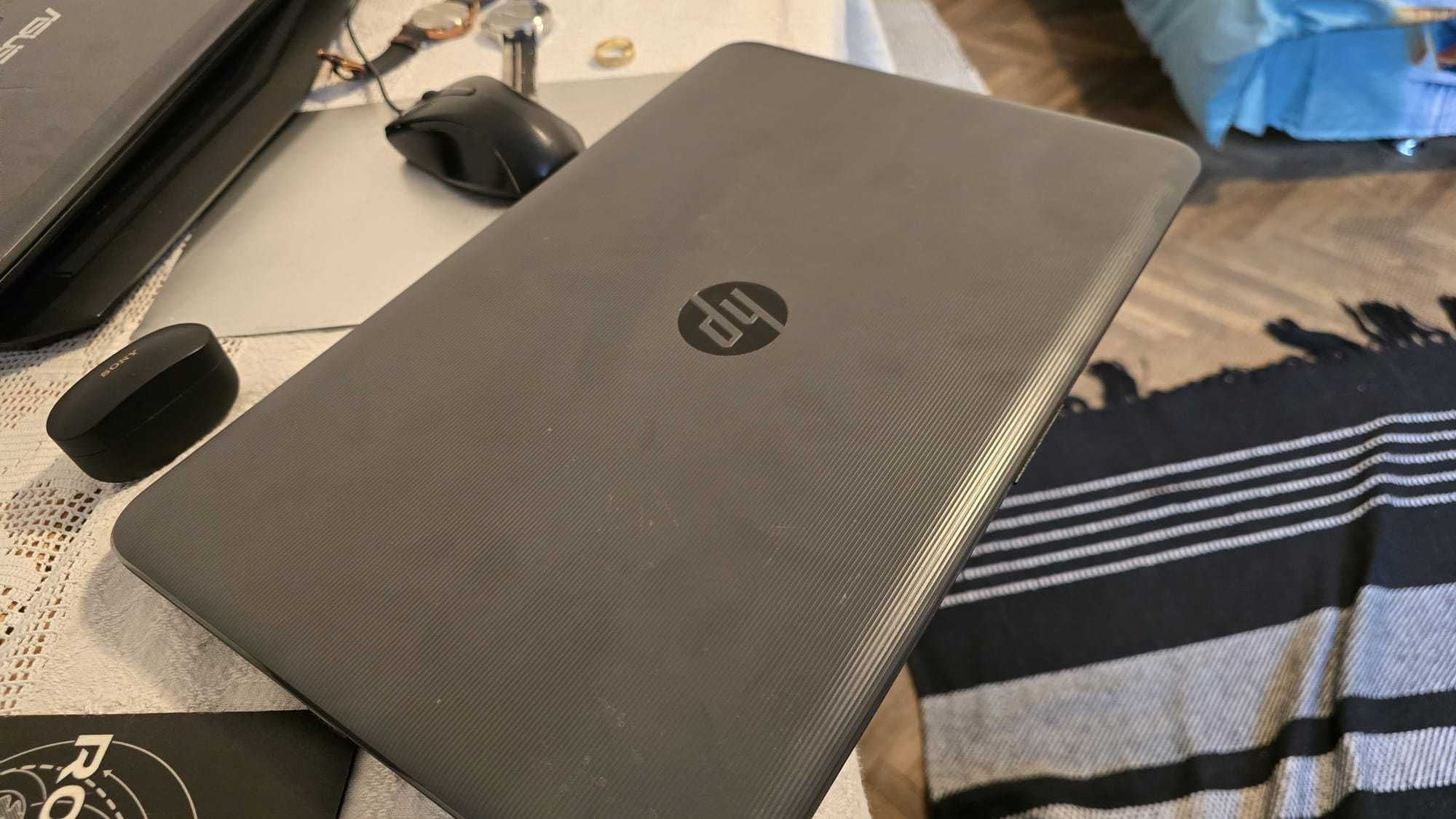 Laptop HP 250 G5