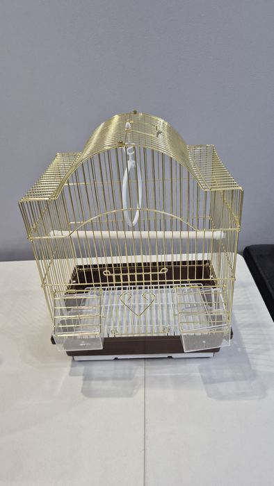 Продам клетку для попугая.