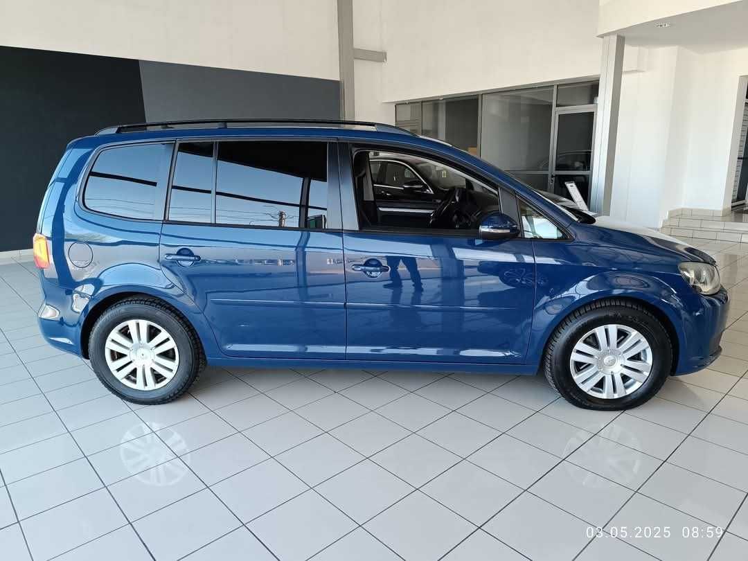 Vând Vw Touran 2.0 140CP