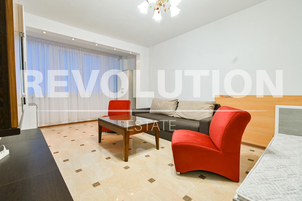 Дава се под наем Двустаен апартамент в София, Връбница 1 - 68 кв.м за 639 € - Снимка #1