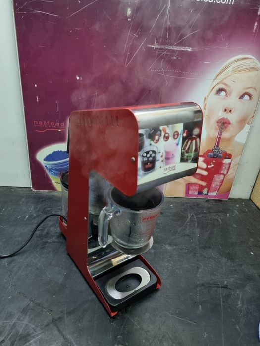 Aparat automat pentru ciocolata calda