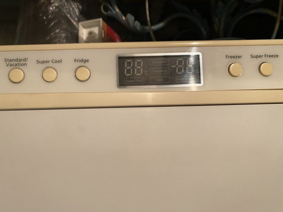 Продам золодильник samsung